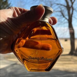 TOMMY BAHAMA Mens Cologne 3.4oz Amber Bottle **READ**